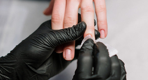 How to Remove Gel Nail Polish Manicure at Home