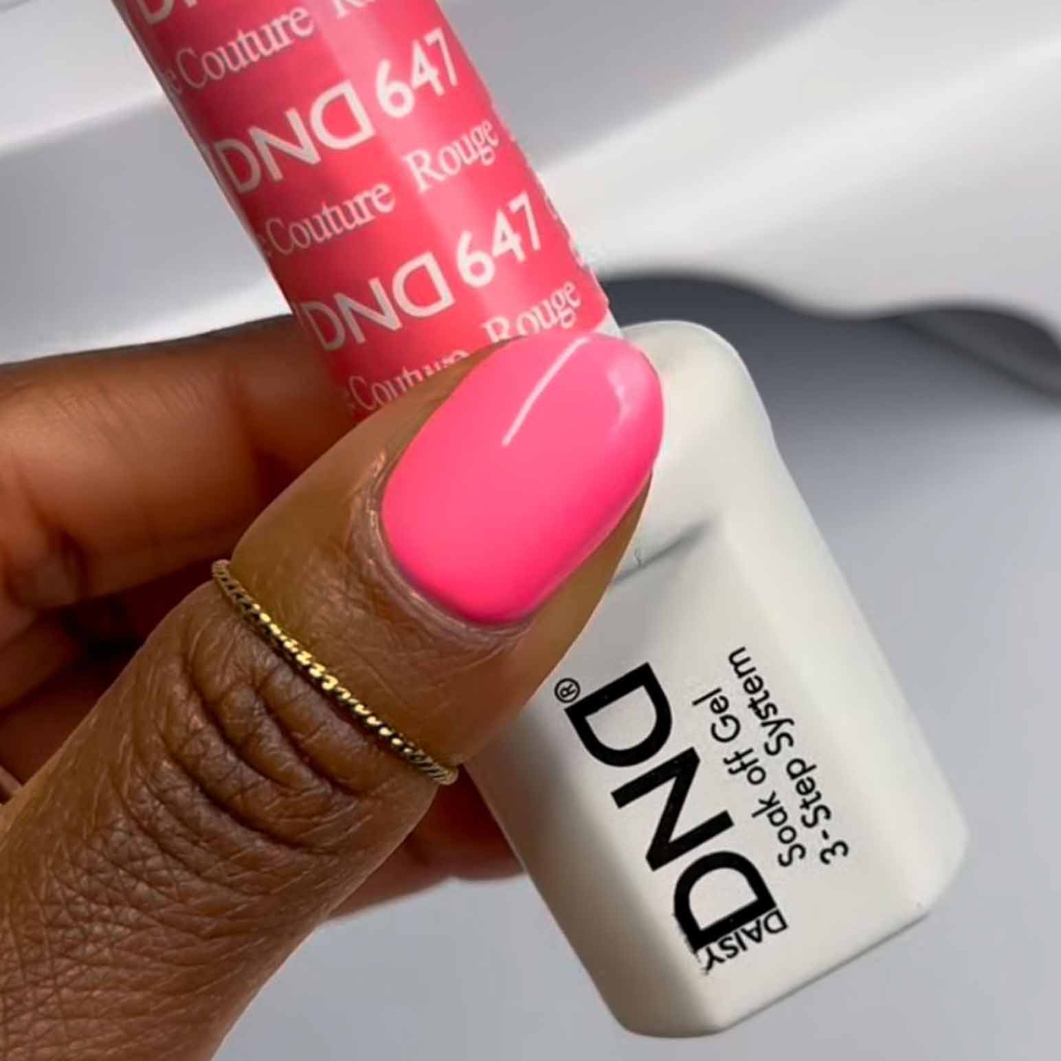 Duo Gel - 647 Rouge Couture