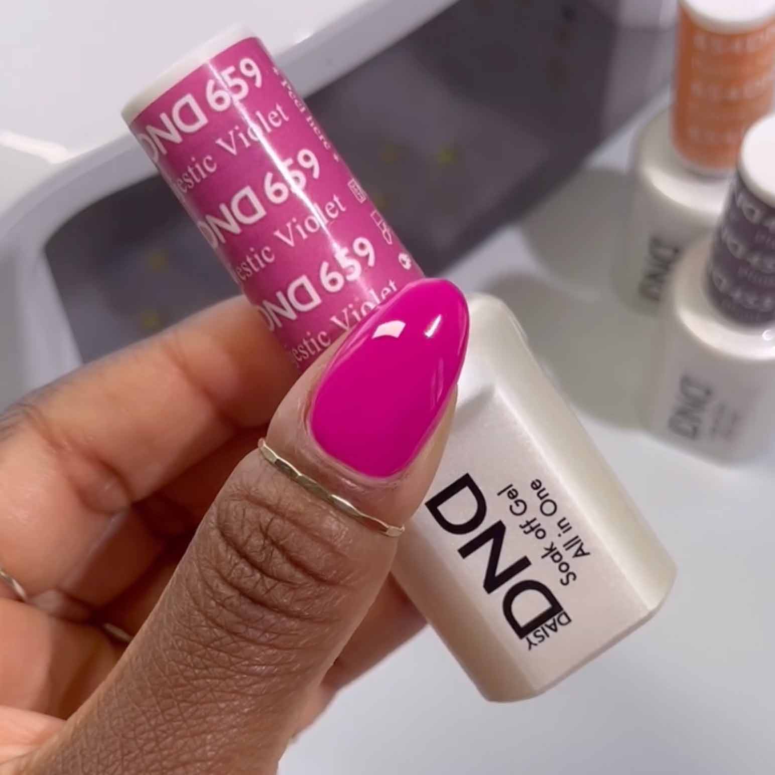 Duo Gel - 659 Majestic Violet