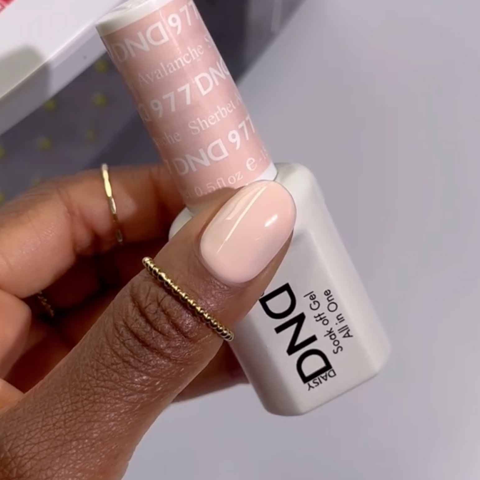 Duo Gel - 977 Sherbet Avalanche