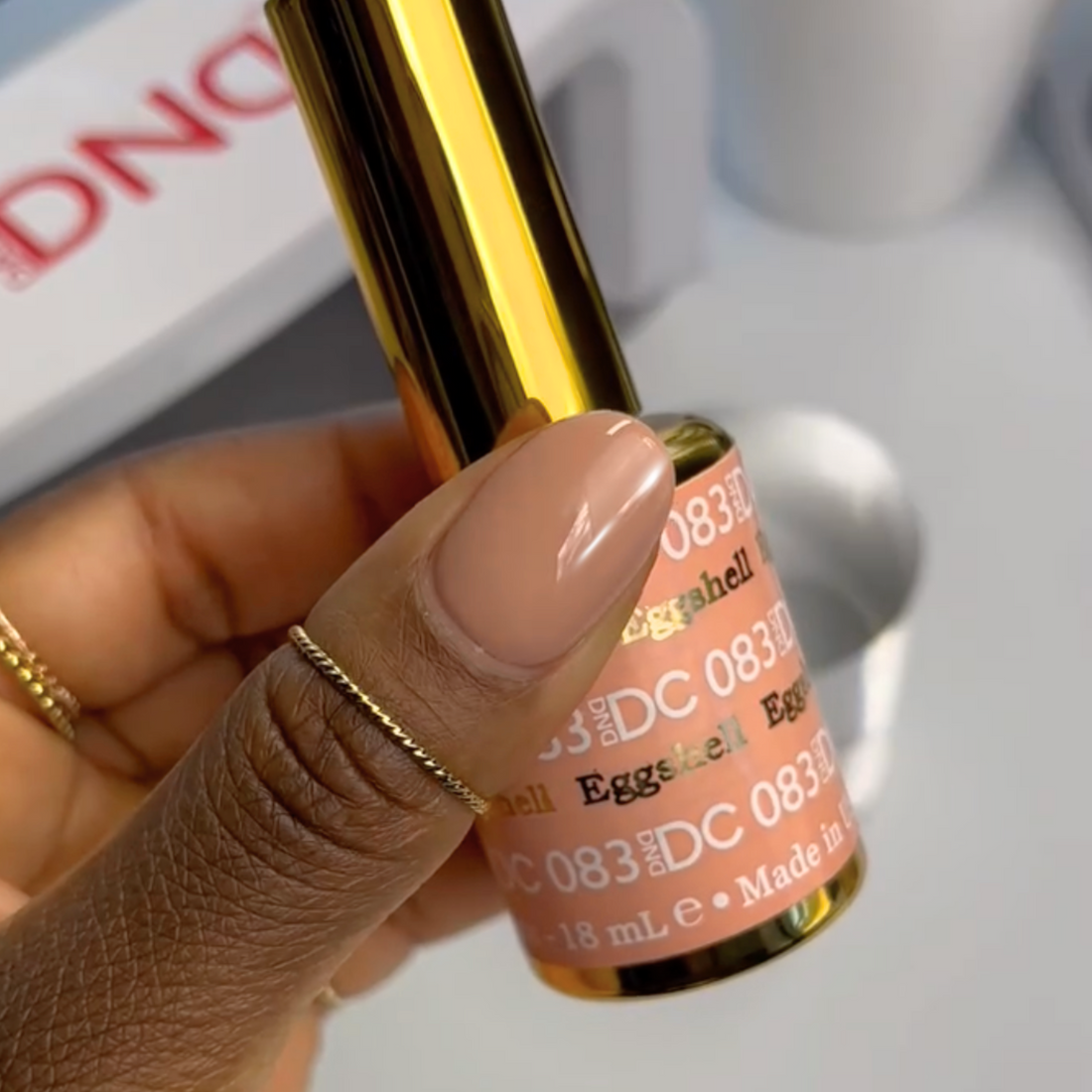 Duo Gel - DC083 Eggshell