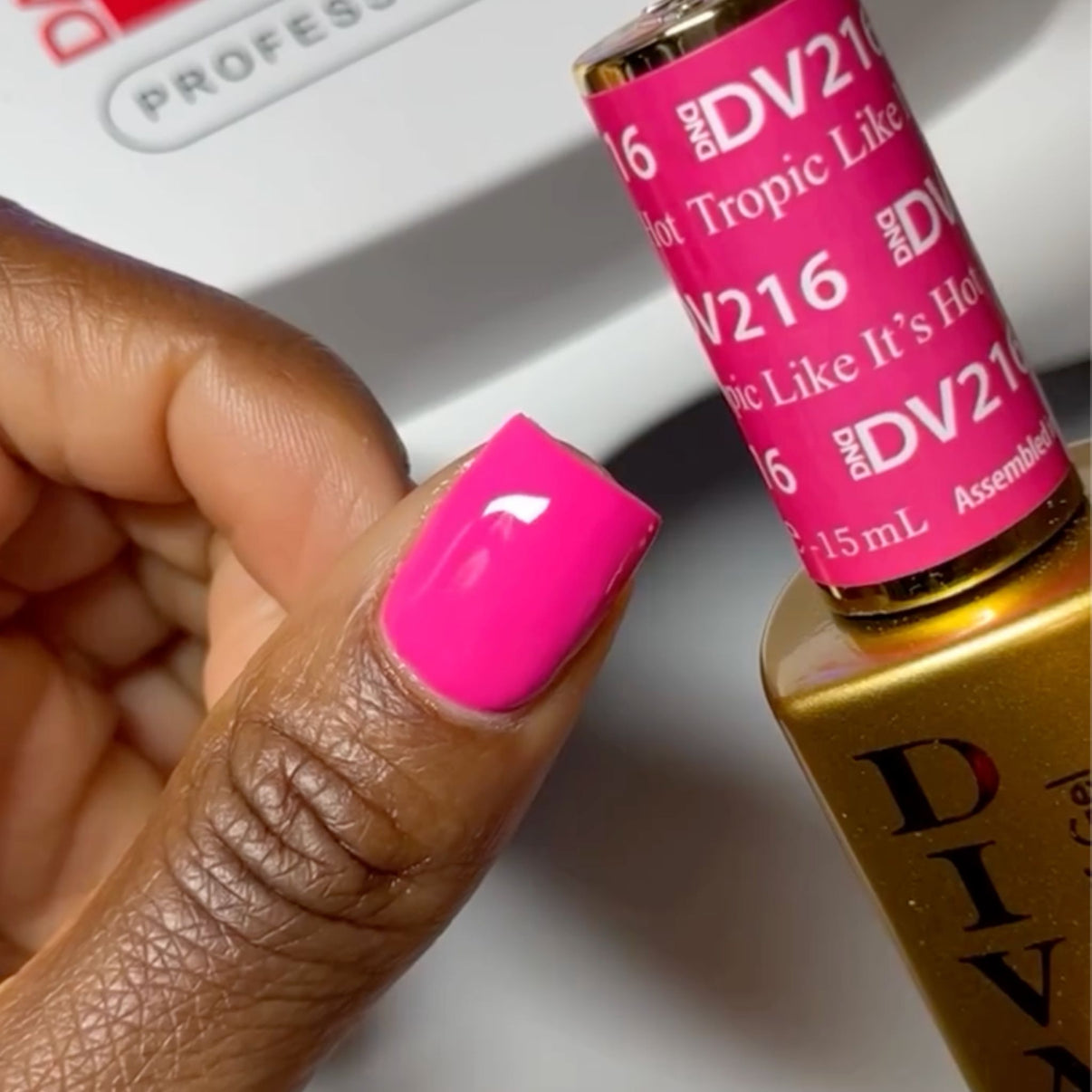 Duo Gel - DV216 Tropic Like It's Hot