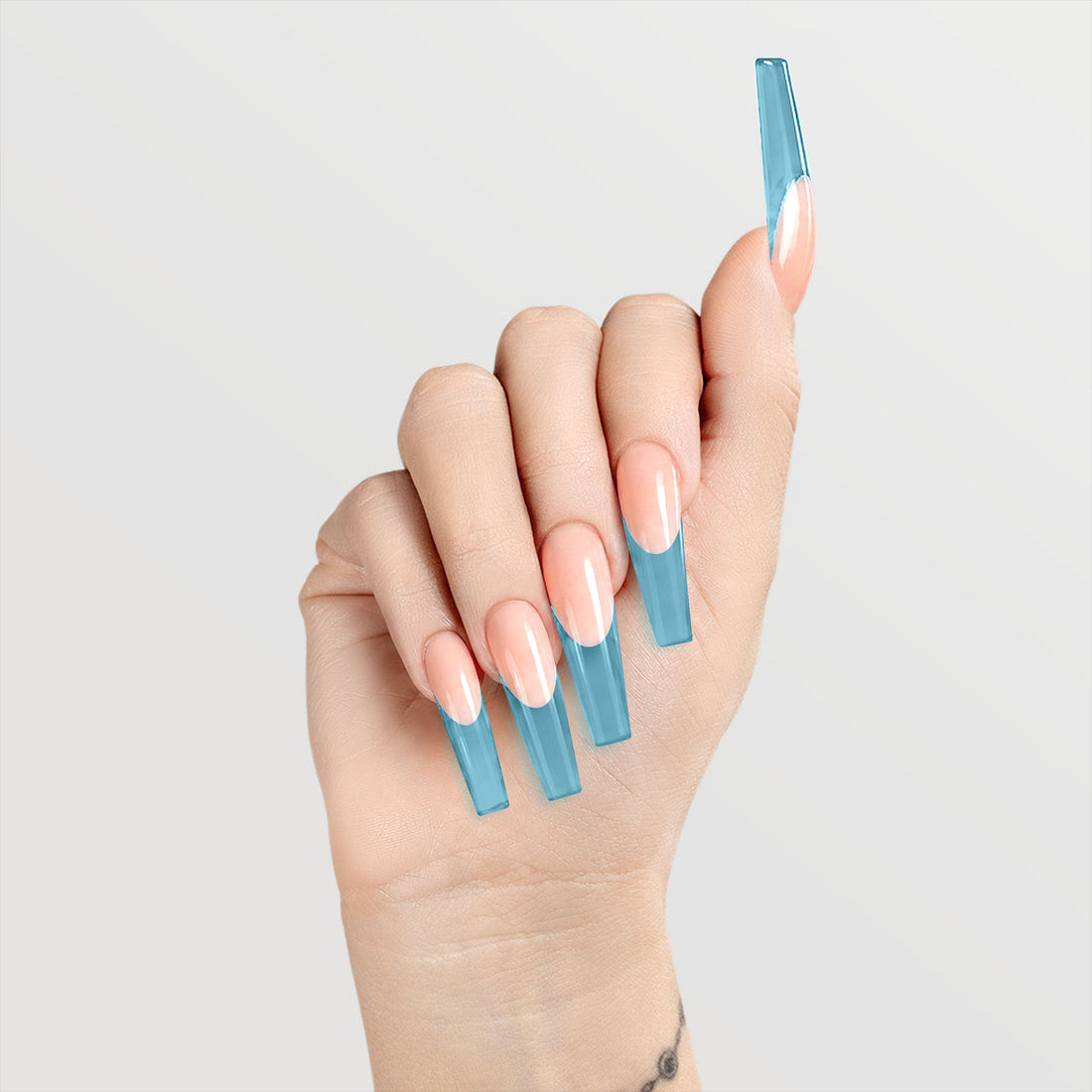 Swatch for Chaun Legend Glaze Gel Polish bottle Hyptonic Breeze LGG09 Professional gel polish, 15 ml (0.5 fl oz), featured in the Glaze Collection